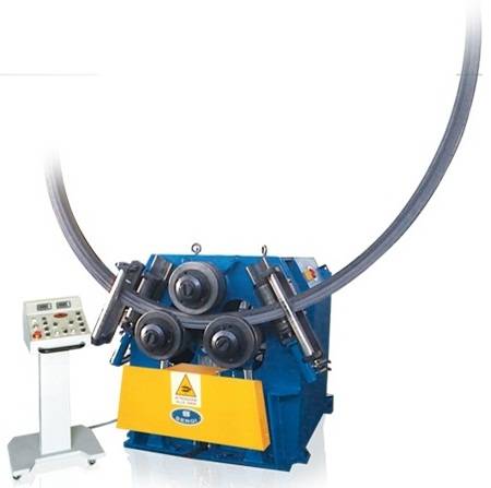 Трехроликовый профилегибочный станок RollSection от компании Нова Механика